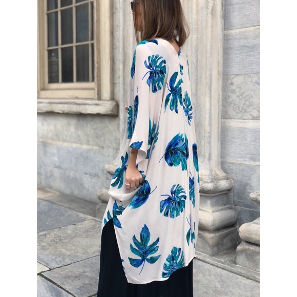 UMA Palm Leaf Kimono - Picture 2 of 7